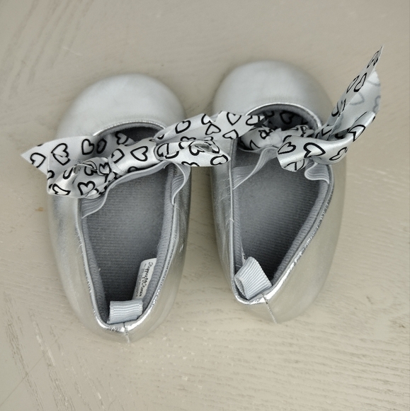 Stepping Stones Soft Silver Shoes - Picture 5 of 10